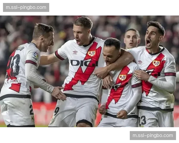 毕尔巴鄂竞技客场遭巴列卡诺逼平,两粒进球因越位被取消 毕尔巴鄂竞技客场遭巴列卡诺逼平,两粒进球因越位被取消